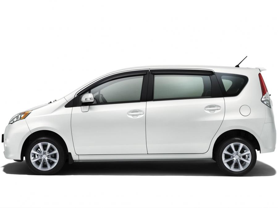  Perodua Alza 2009 года  (фото 2 из 18)